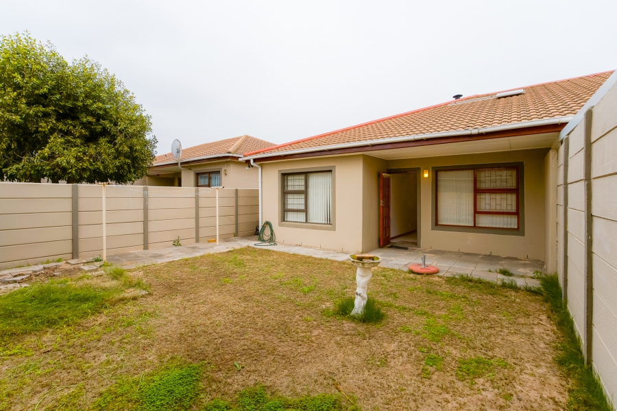 3 Bedroom Property for Sale in Amandelsig Western Cape